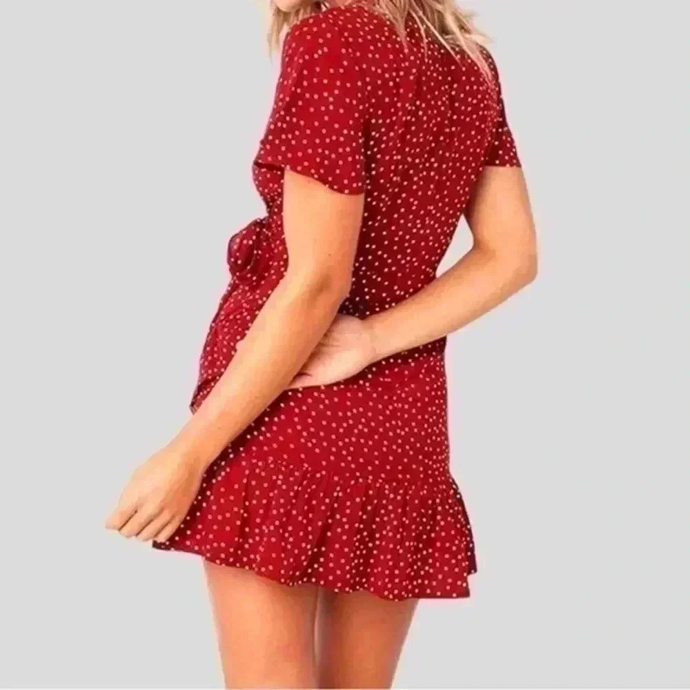Short wrap dress from‎ Amazon - Picture 4 of 7
